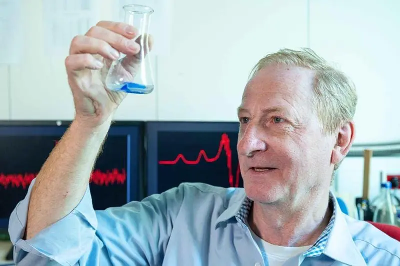 New breakthrough in quantum technology: spin states can be controlled by electric fields