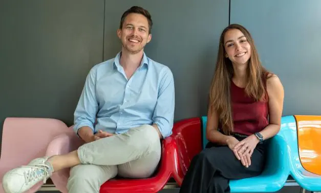 Surprising double whammy: Kinase inhibitors block and degrade cancer proteins