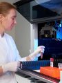 Für die Studie wurden die Harnsäurewerte im Blutserum von Zehntausenden Freiwilligen herangezogen, die ihre Bioproben für Forschungszwecke zur Verfügung gestellt hatten. | Copyright: NAKO Gesundheitsstudie 